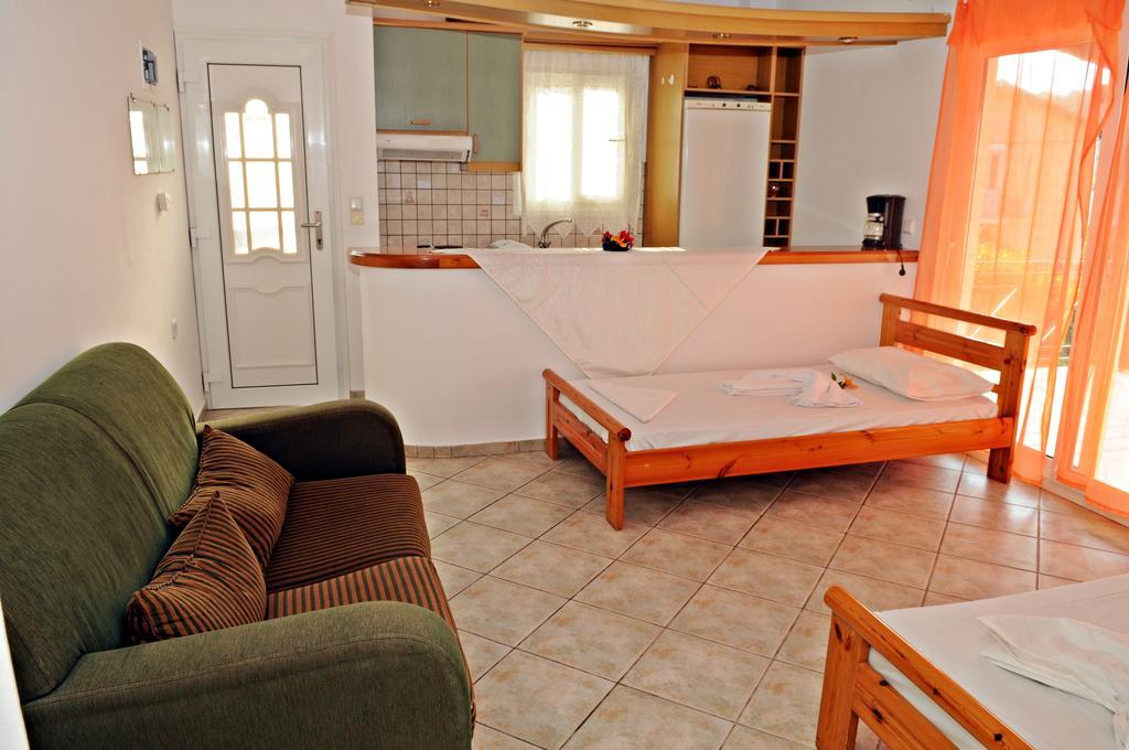 Posidonio Hotel Klima  部屋 写真