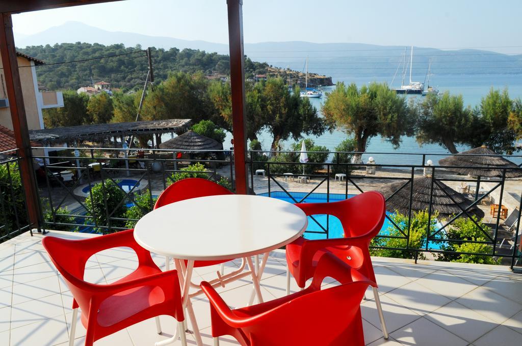 Posidonio Hotel Klima  部屋 写真