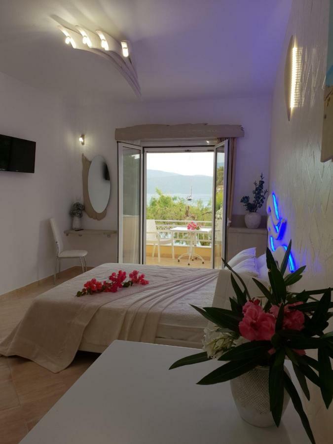 Posidonio Hotel Klima  エクステリア 写真
